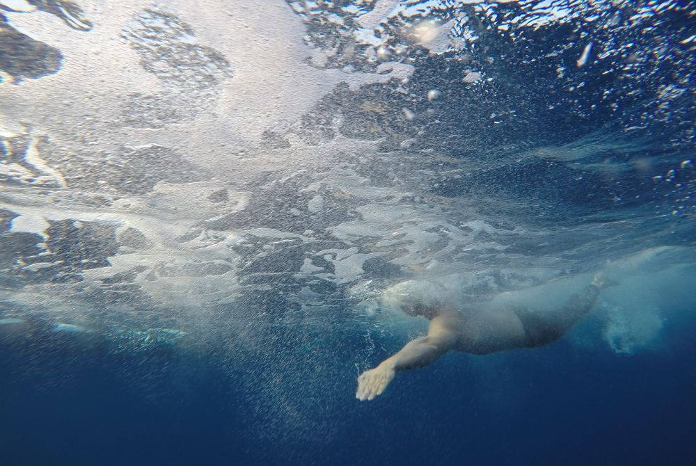 Learn to Swim and Overcome a Fear of Ocean Depth